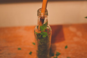 Pressing the leaves in the bottle
